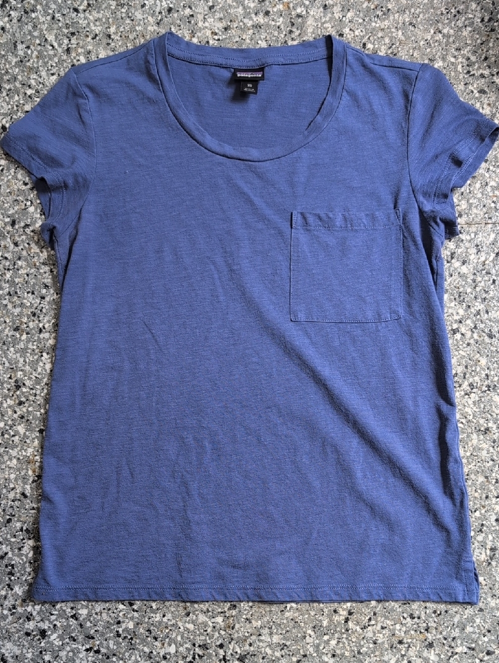 👕 Patagonia Women’s Short Sleeve Pocket Tee in Slate Blue